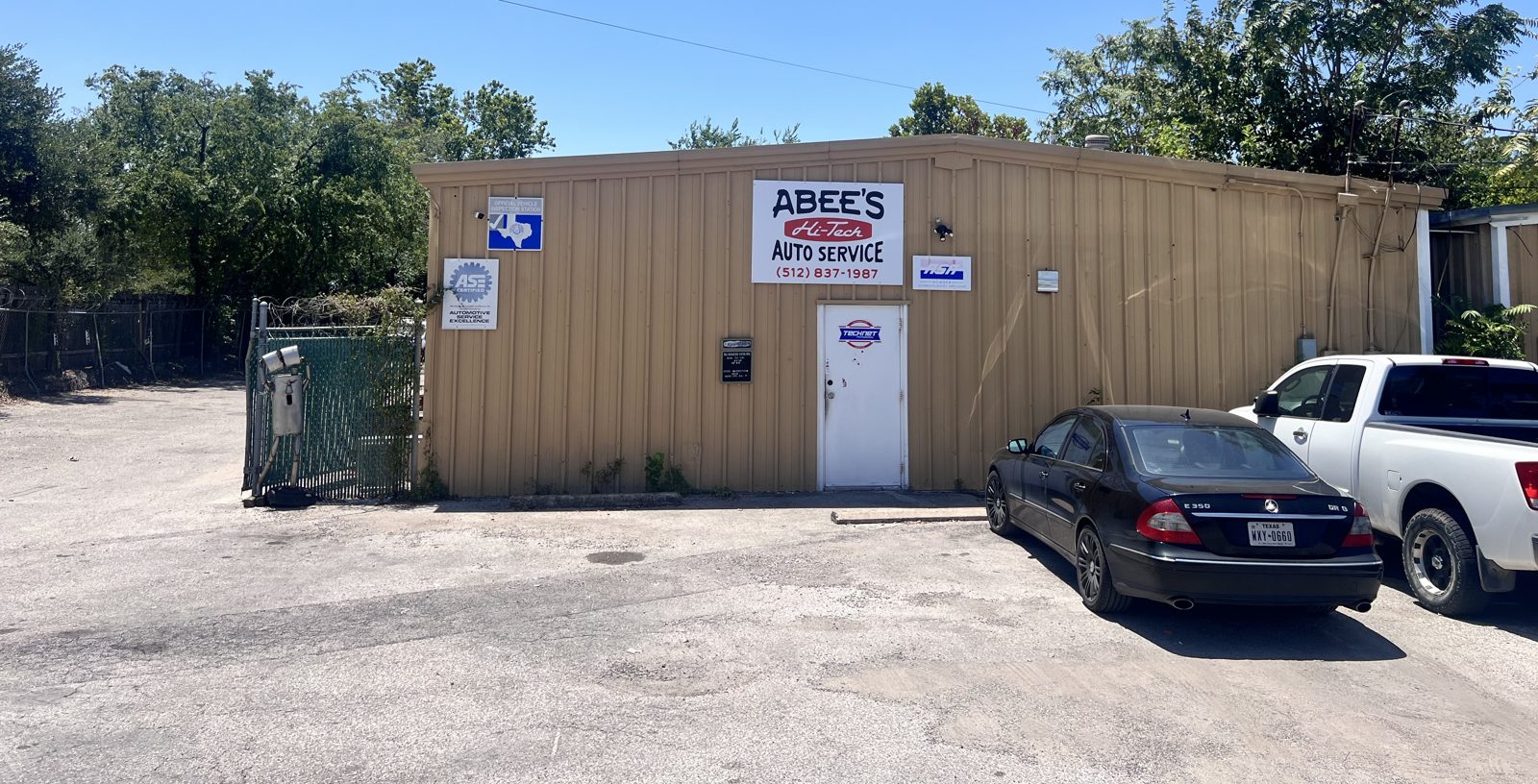 Abee's Hi-Tech Auto Service storefront on McPhaul Street
